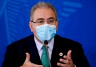 Ministro da Saúde admite dificuldade em fornecer segunda dose da CoronaVac.