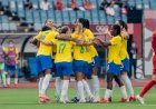 Com show de Marta e Debinha, Brasil goleia a China na estreia em Tóquio