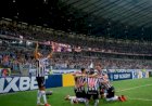 Empurrado pela torcida, Galo constrói virada no Mineirão e bate o Santos