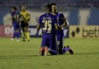 Cruzeiro vence o Londrina fora de casa e praticamente afasta fantasma do Z-4