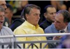 Bolsonaro causa alvoroço em Aparecida, e padre pede silêncio na basílica
