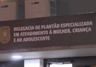 Homem é preso por mostrar partes íntimas para colega de trabalho; vítima filmou o crime