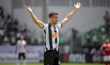 Após quatro meses, Di Santo ganha companheiro na artilharia do Galo em 2020