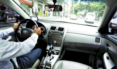 Uber vai pedir carteira de identidade nas viagens pagas em dinheiro