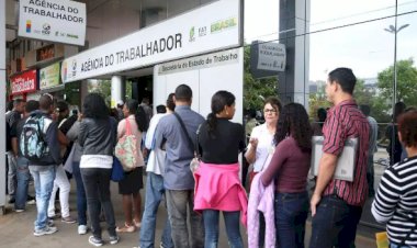 Taxa de desemprego fica em 14,3% no trimestre até outubro, diz IBGE