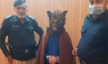 Homem que aterrorizava comunidade fantasiado de lobisomem é preso no Paquistão