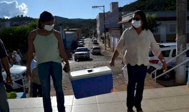 Sabinópolis recebe primeira remessa de vacinas