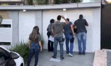 Polícia faz buscas na casa do cantor Nego do Borel, no Rio de Janeiro