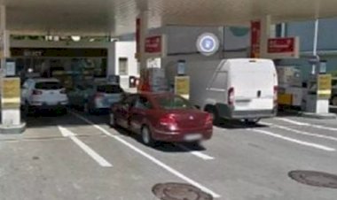 Funcionária de loja faz sexo oral em ladrão para distraí-lo até polícia chegar