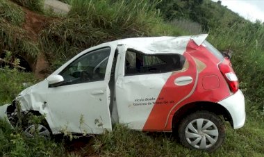 Acidente envolvendo carro da prefeitura de Paulistas deixa três pessoas feridas na MGC-259
