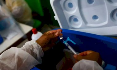 Quatro em cada 10 doses de vacinas contra Covid prometidas têm entraves no país