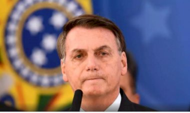 'Não vamos aceitar a política do fique em casa', diz Bolsonaro, negando lockdown