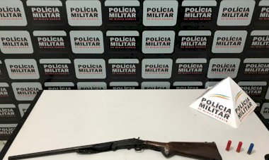 PM de Guanhães prende homem por ameaça e apreende com ele uma arma de fogo