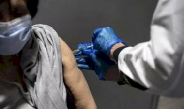Moderna anuncia investimento para produzir 3 bilhões de doses de vacina em 2022