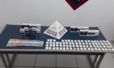PM de São João Evangelista prende traficante e apreende drogas e veículo