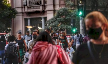Isolamento social no Brasil é menor que campeões de vacinação, como Reino Unido