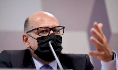 Doses de Coronavac desprezadas pelo governo evitariam pelo menos 80 mil mortes
