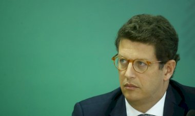 Cármen Lúcia autoriza abertura de inquérito para investigar ministro Ricardo Salles