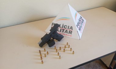 Polícia Militar de Rio Vermelho realiza operação que resulta na prisão de vereador de Felício Dos Santos, por porte ilegal de arma de fogo.