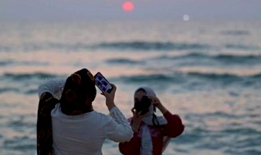 Para conter variante Delta, Israel pede fim de 'beijos e abraços' entre pessoas