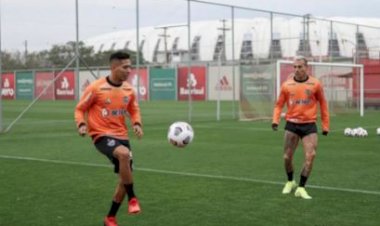Galo x River Plate: Zaracho e Vargas são as novidades do treino em Porto Alegre
