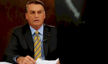 Bolsonaro ataca Coronavac e quer fim da obrigatoriedade de máscaras