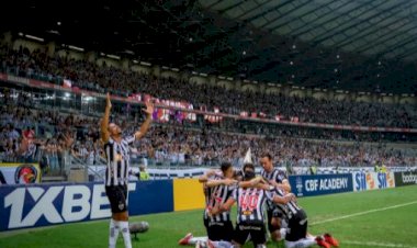 Empurrado pela torcida, Galo constrói virada no Mineirão e bate o Santos