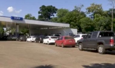 R$ 3,10 o litro: brasileiros cruzam a fronteira e fazem fila apara abastecer na Argentina