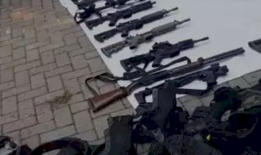 Em Varginha, bandidos mortos tinham arma antitanque, fuzis e explosivos