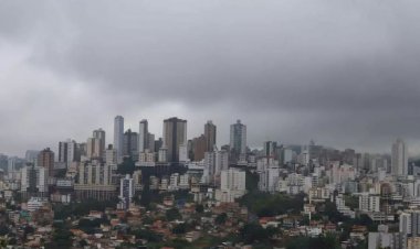 BH deve registrar chuva forte com raios e rajadas de ventos nas próximas horas