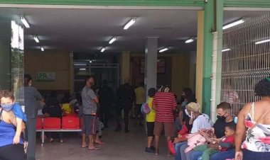 Festas, ômicron e dados represados: MG volta a ter 10 mil casos de Covid em 24h