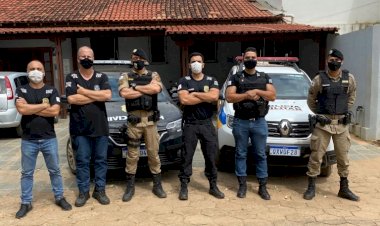 Polícias Civil e Militar prendem homem por descumprir medida protetiva em São Pedro do Suaçuí