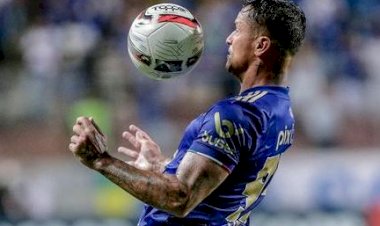 Edu brilha de novo, Cruzeiro busca o empate e amplia vantagem na liderança