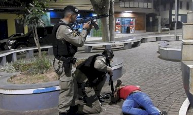 Polícia Militar realiza simulação de explosão de caixa eletrônico em Sabinópolis.