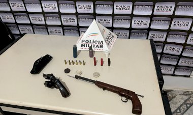 PM apreende  armas de fogo e munições em santa Maria do Suaçuí