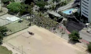Bolsonaro faz no Recife primeira agenda no NE após associar vitória de Lula na região a analfabetismo