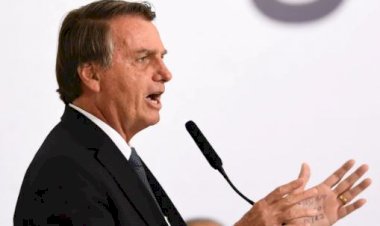 Bolsonaro abandona entrevista após pergunta sobre Complexo do Alemão