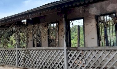 Sede de Fazenda Pega Fogo em Rio Vermelho E Família realiza campanha