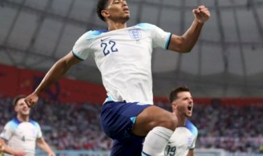 Inglaterra arrasa na estreia e marca 6 gols contra o Irã, que faz um de honra