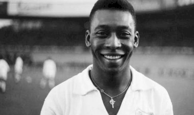 Mulher que alega ser filha de Pelé pede exumação do corpo do ex-jogador