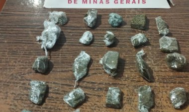 Menor é apreendido por tráfico de drogas em Divinolândia de Minas