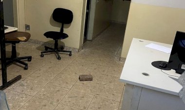 Vandalismo à Sede da PM em Sabinópolis: Jovem é Detido Após Ação Criminosa