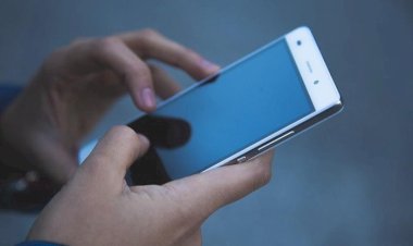 Valor apenas no direct’: não informar preços nas redes sociais é ilegal; saiba o que fazer