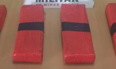 Homem troca cavalos por drogas e é preso após polícia encontrar mercadoria dentro de vaso sanitário em Montes Claros