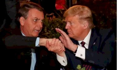 O ministro Alexandre de Moraes, do Supremo Tribunal Federal (STF), rejeitou o pedido do ex-presidente Jair Bolsonaro (PL) para comparecer à posse do presidente eleito dos Estados Unidos, Donald Trump, na próxima segunda-feira. Moraes seguiu o parecer da Procuradoria-Geral da República (PGR), que defendeu a recusa da solicitação, porque envolveria apenas um 