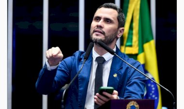 CRÍTICAS Cleitinho diz que aumento do preço de gasolina não partiu de Lula: ‘foi o Confaz, órgão de canalhas’