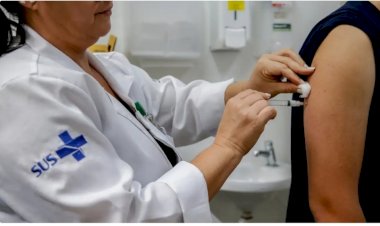Após recomendação, PBH diz que não ampliará vacinação contra dengue; entenda