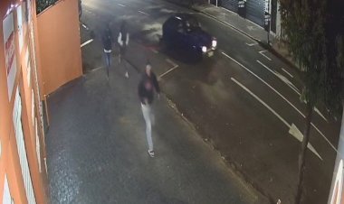 Gangue da marcha ré foge de seguranças ao invadir loja de pneus em MG