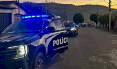 Quatro suspeitos de integrar quadrilha de furtos de caminhonetes de luxo são presos em MG