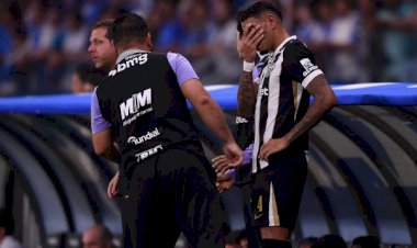 Atlético atualiza estado de saúde de Ruan Tressoldi após choque com Kaio Jorge